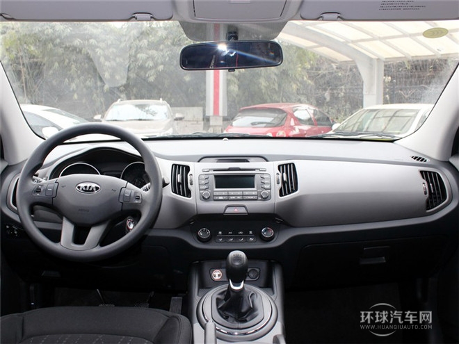 2015款 2.0L 手動兩驅版GL