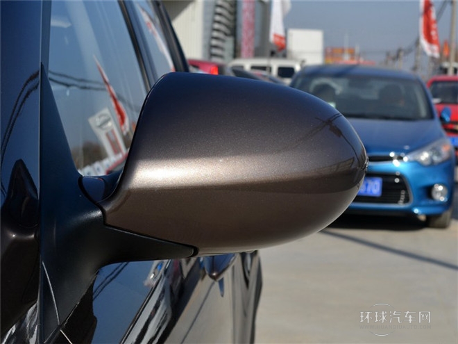 2015款 2.0L 手動(dòng)兩驅(qū)版GL