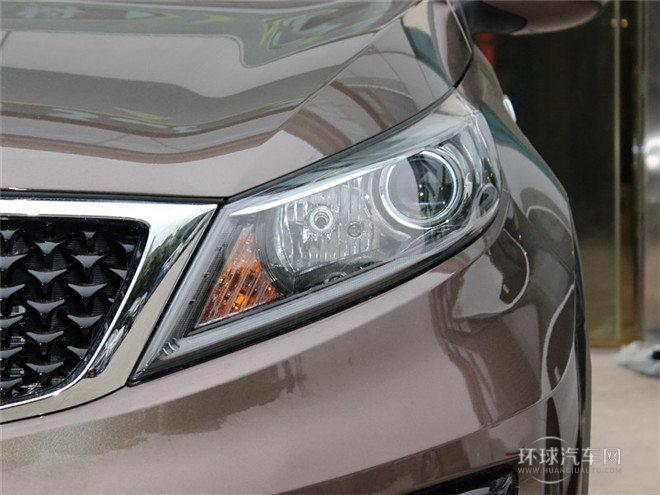 2015款 2.0L 手動兩驅版GL