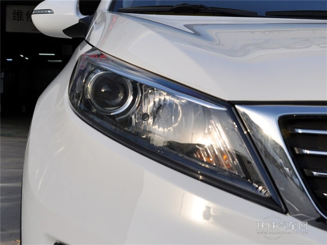 2015款 2.0L 手動(dòng)兩驅(qū)版GLS