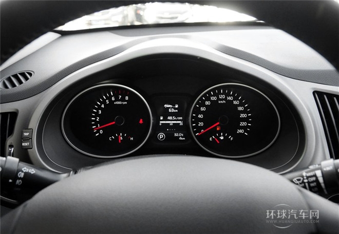 2015款 2.0L 自動兩驅版DLX