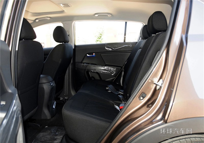 2015款 2.0L 自動兩驅版GL