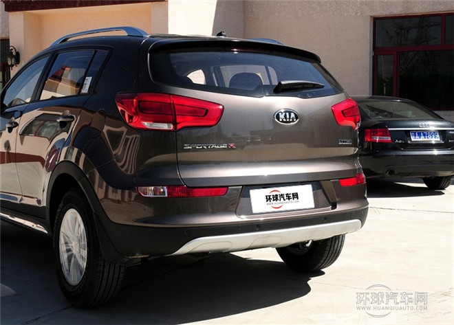 2015款 2.0L 自動兩驅版GL