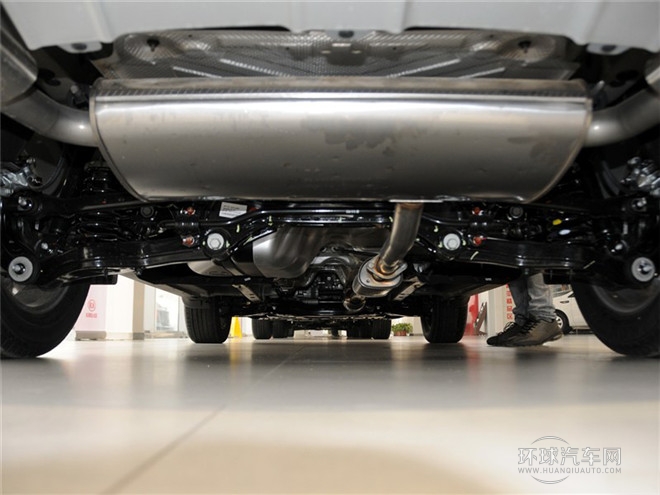 2015款 2.0L 自動兩驅版GLS