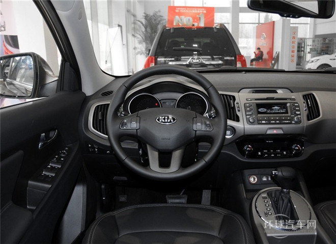 2015款 2.0L 自動兩驅版GLS