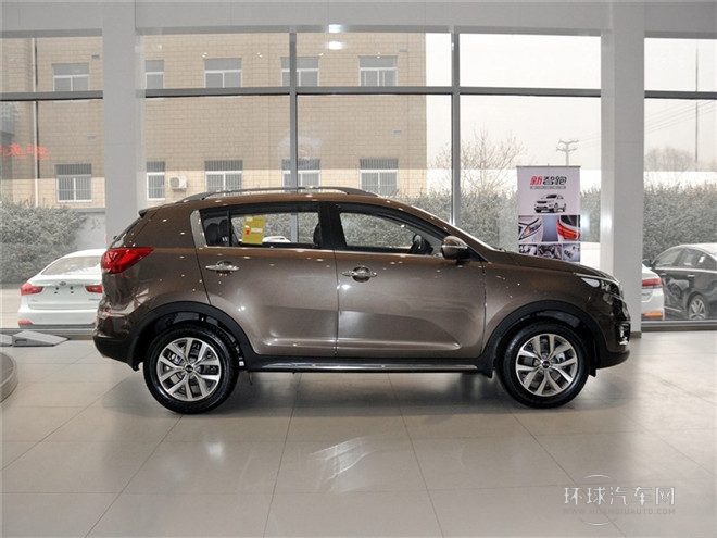 2015款 2.0L 自動兩驅版GLS