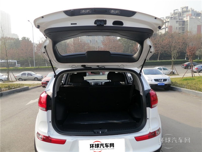 2015款 2.0L 自動兩驅版Premium