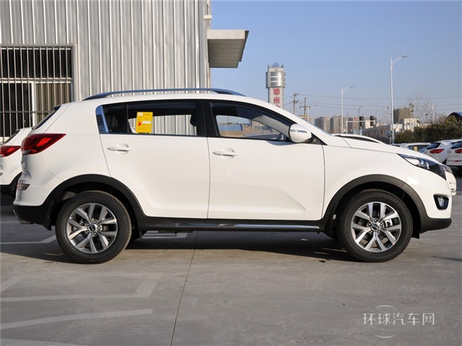 2015款 2.0L 自動兩驅(qū)版Premium