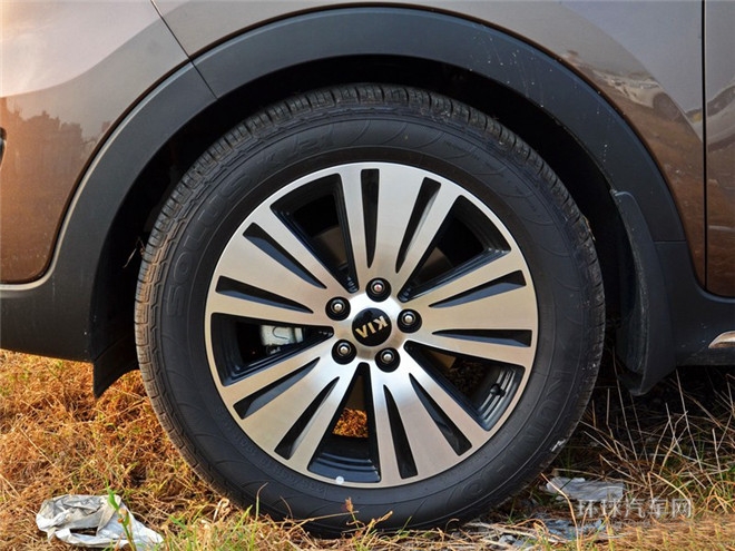 2015款 2.0L 自動四驅版GLS