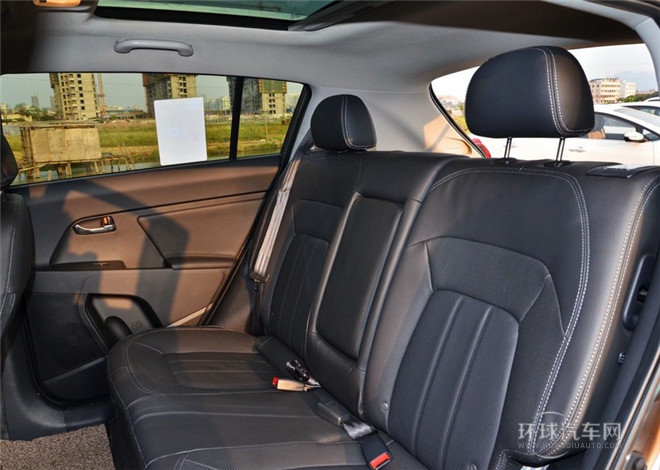 2015款 2.0L 自動四驅版GLS