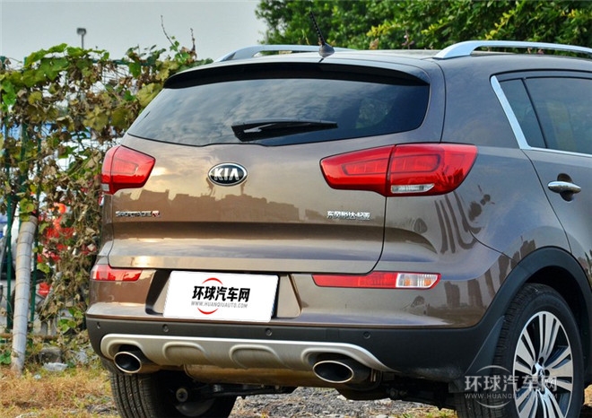 2015款 2.0L 自動四驅版GLS