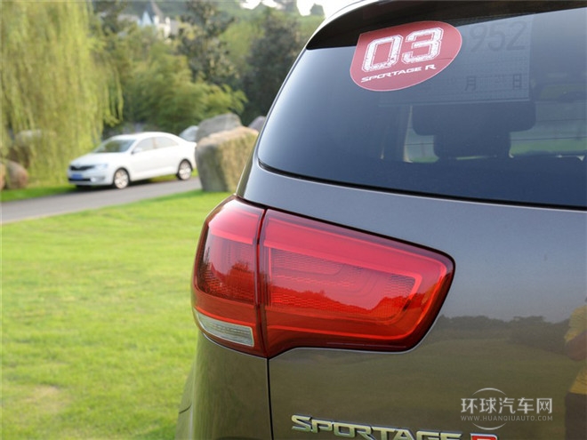 2015款 2.4L 自動(dòng)四驅(qū)版Premium