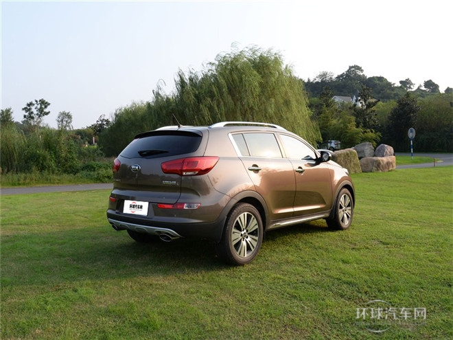 2015款 2.4L 自動四驅(qū)版Premium