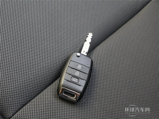 2014款 2.0L 時尚版