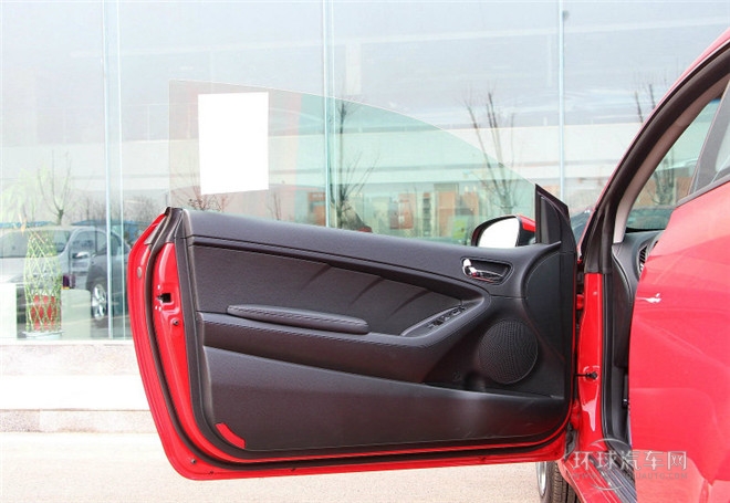 2014款 2.0L 時尚版