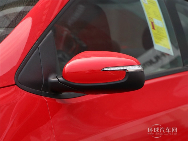 2014款 2.0L 時(shí)尚版