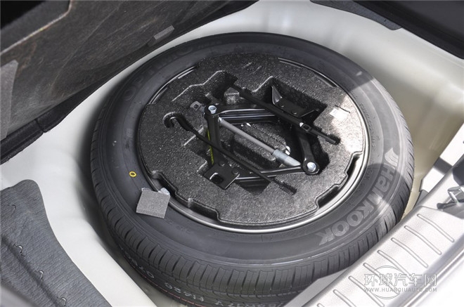 2014款 2.0L Hybrid 豪華版