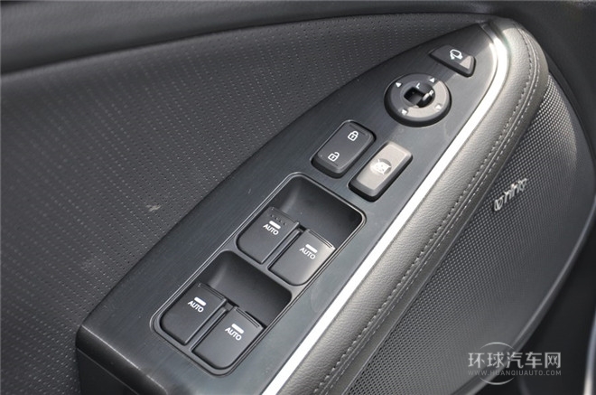 2014款 2.0L Hybrid 豪華版