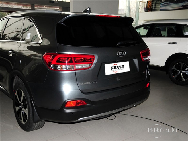 索蘭托L 2.4L GDI 汽油4WD尊貴版 7座