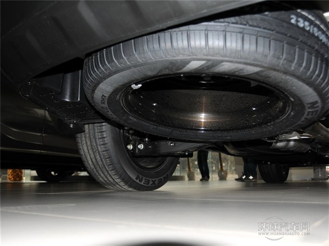 索蘭托L 2.4L GDI 汽油4WD運動版 5座