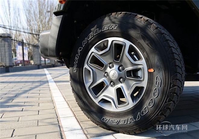 2015款 3.6L 四門版 Sahara