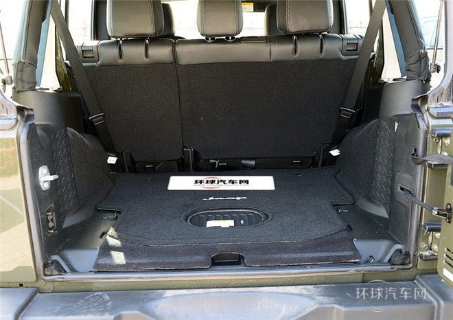 2015款 3.6L 四門版 Sahara