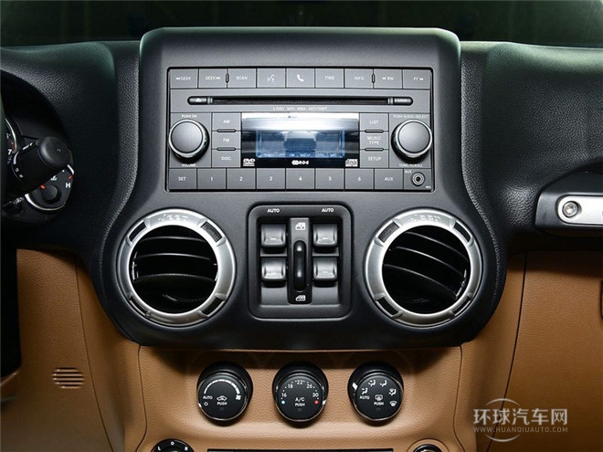 2015款 3.6L 四門版 Sahara