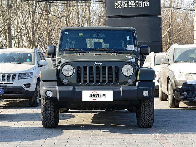 2015款 3.6L 四門版 Sahara