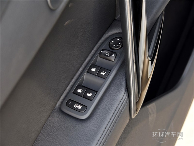 2015款 1.6THP 自動致逸版