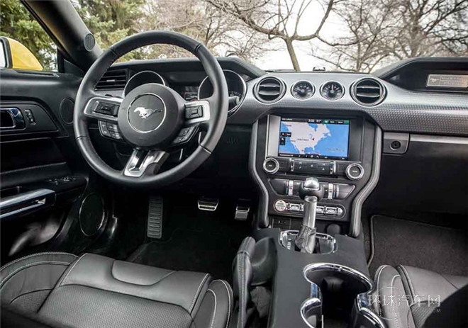 2015款 2.3T 運動版