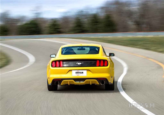 2015款 2.3T 運(yùn)動(dòng)版