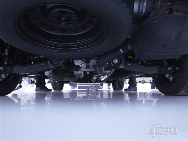 2015款 索蘭托L 2.2T 柴油4WD旗艦版 5座