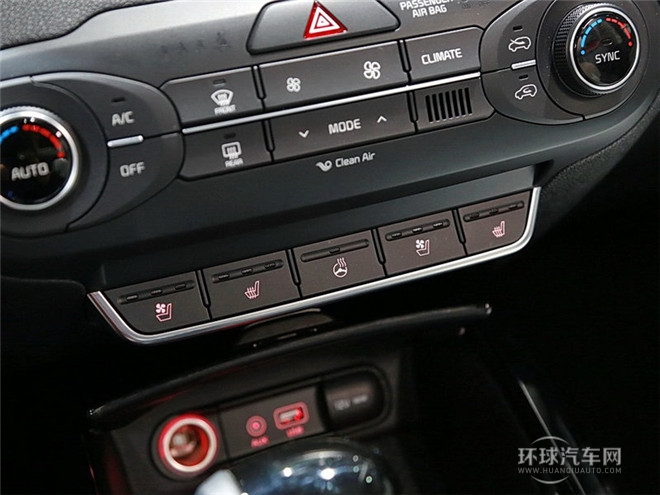 2015款 索蘭托L 2.2T 柴油4WD旗艦版 5座