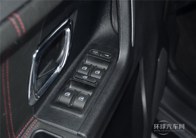 2015款 1.5L 舒適版