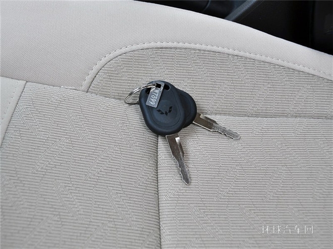 2015款 1.2L基本型