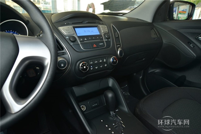 2015款 2.0L 手動兩驅舒適型 國V