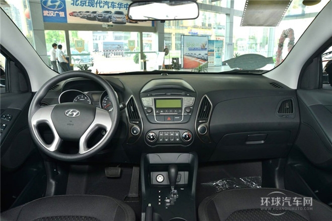 2015款 2.0L 手動兩驅舒適型 國V