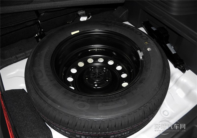 2015款 2.0L 自動兩驅舒適型 國IV