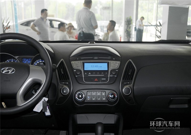2015款 2.0L 自動兩驅(qū)舒適型 國IV