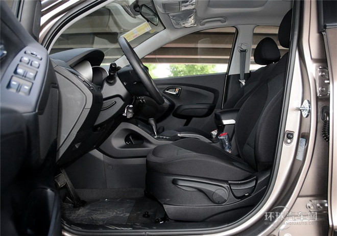 2015款 2.0L 自動兩驅舒適型 國V