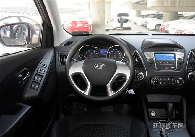 2015款 2.0L 自動兩驅舒適型 國V