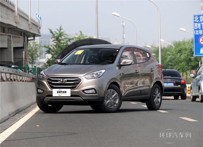 2015款 2.0L 自動兩驅舒適型 國V