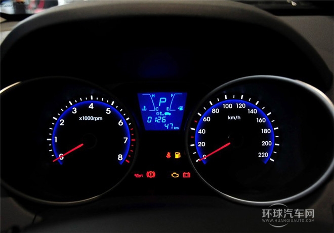 2015款 2.0L 自動四驅(qū)智能型 國IV