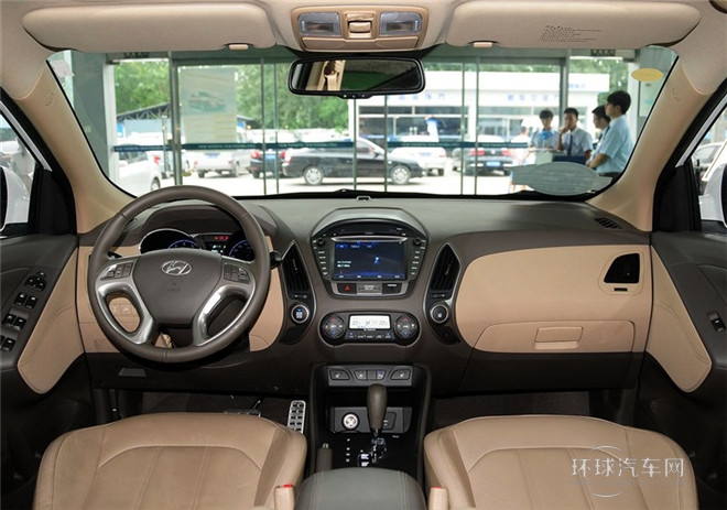 2015款 2.4L 自動四驅(qū)領先型 國V