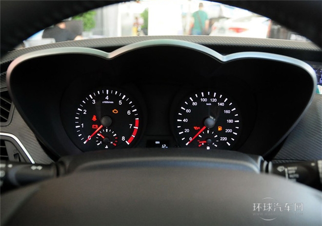 2015款 1.6L 手動精英版