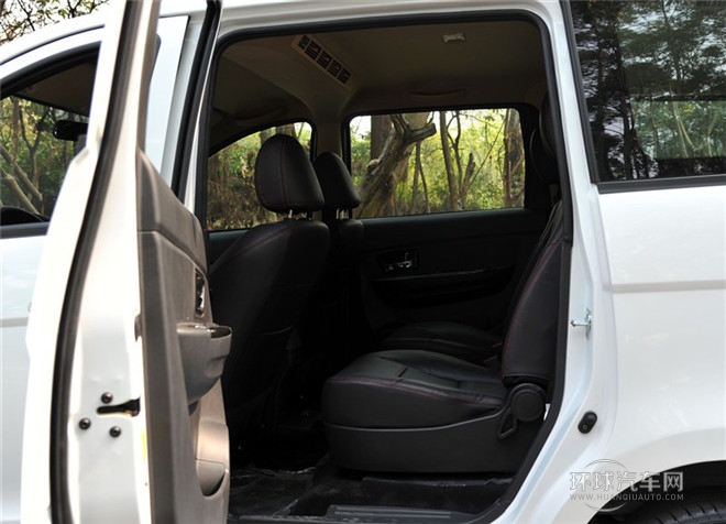 2015款 1.2L 舒適型