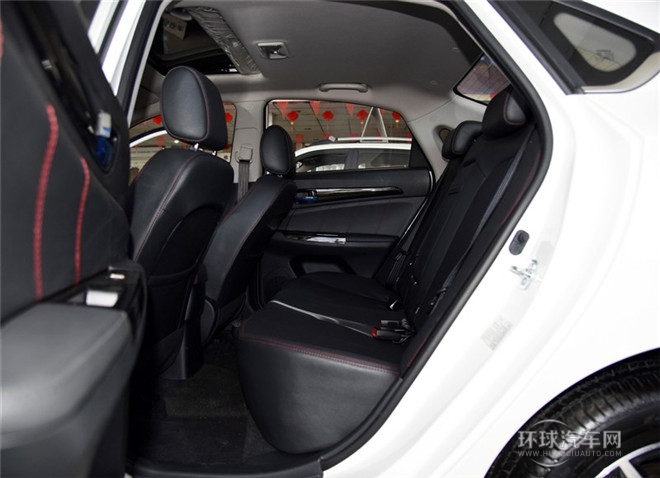 2015款 1.6L 手動(dòng)尊貴型