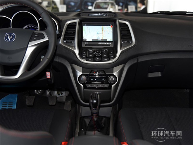 2015款 1.6L 手動(dòng)尊貴型