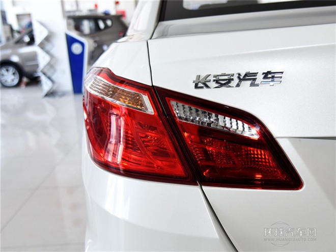 2015款 1.6L 手動尊貴型