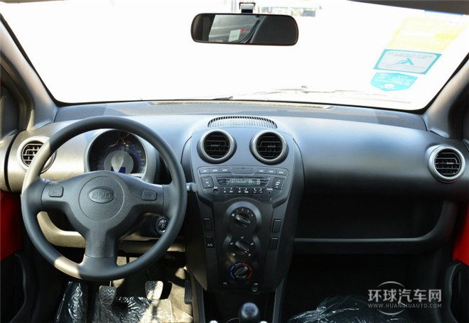 2015款 1.0L AMT 鉉酷型